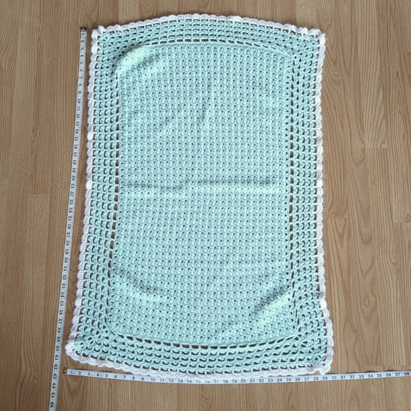 NEW Handmade Crocheted Mint Green Baby Blanket Green White - Picture 8 of 10